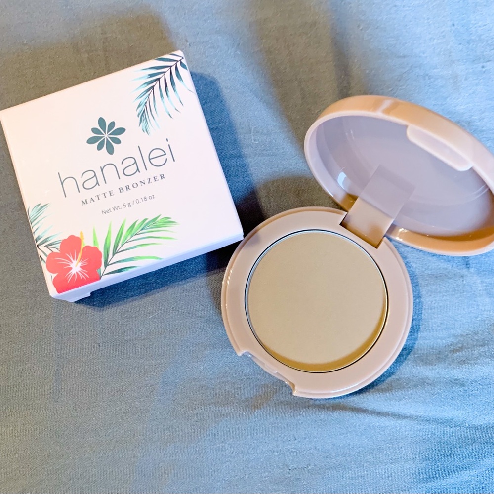 Hanalei Beauty Company • Matte Bronzer